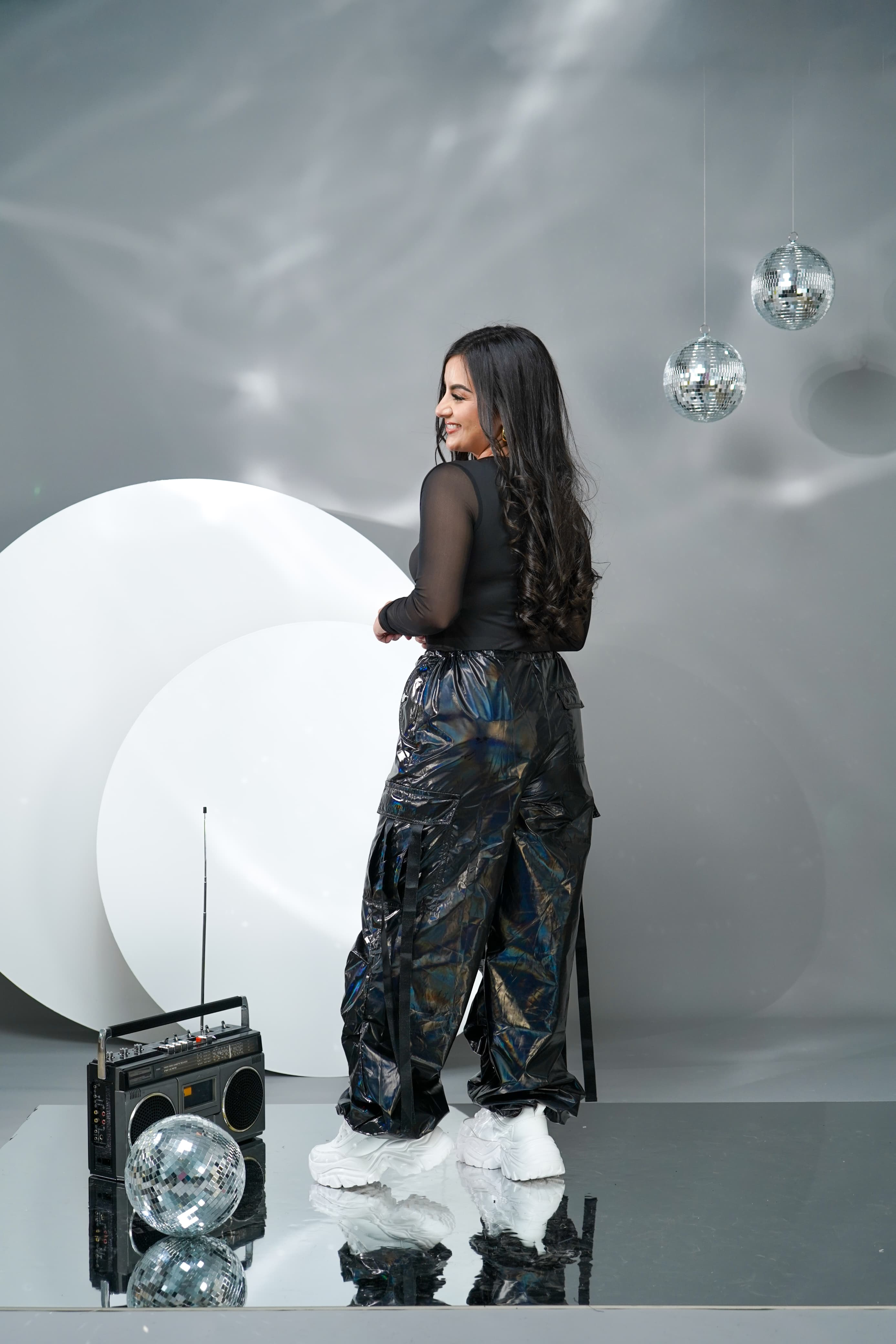 Pantalon metalico negro - Festival Season 2025